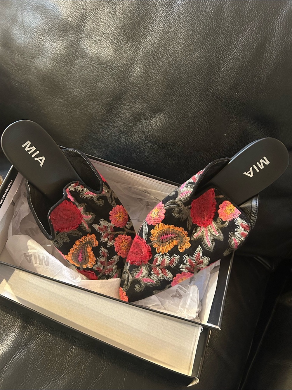 MIA Black Embroidered Floral Pointed-Toe Mules
